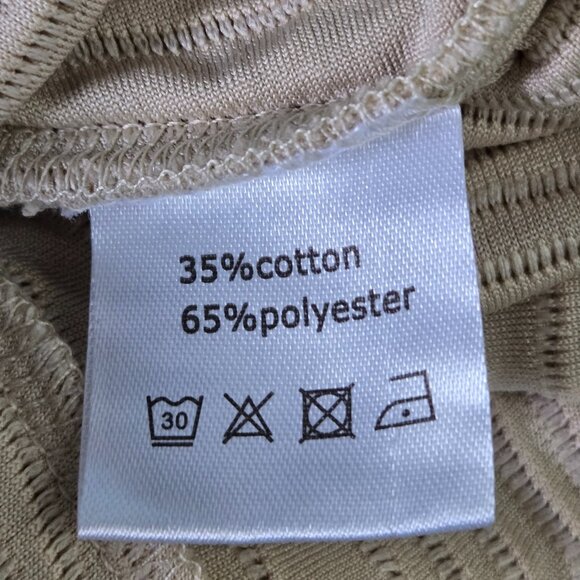 NWT Beige Textured Sleeveless Tank Top with Ring Strap Detail - Size Medium - Picture 6 of 7